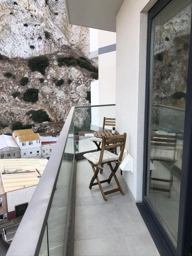 Cp High Floor Luxury Studio With Sea View Gibraltar Exterior photo