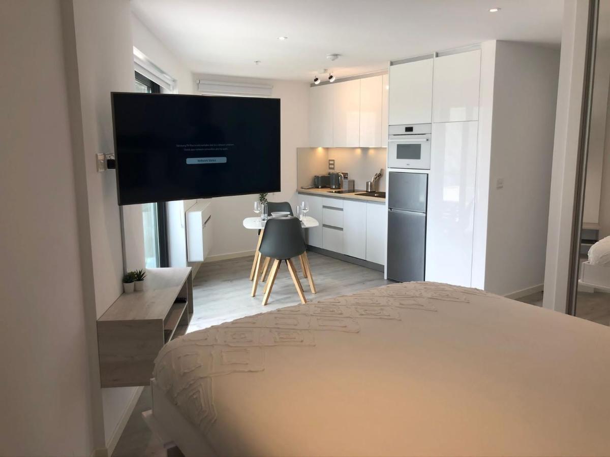 Cp High Floor Luxury Studio With Sea View Gibraltar Exterior photo